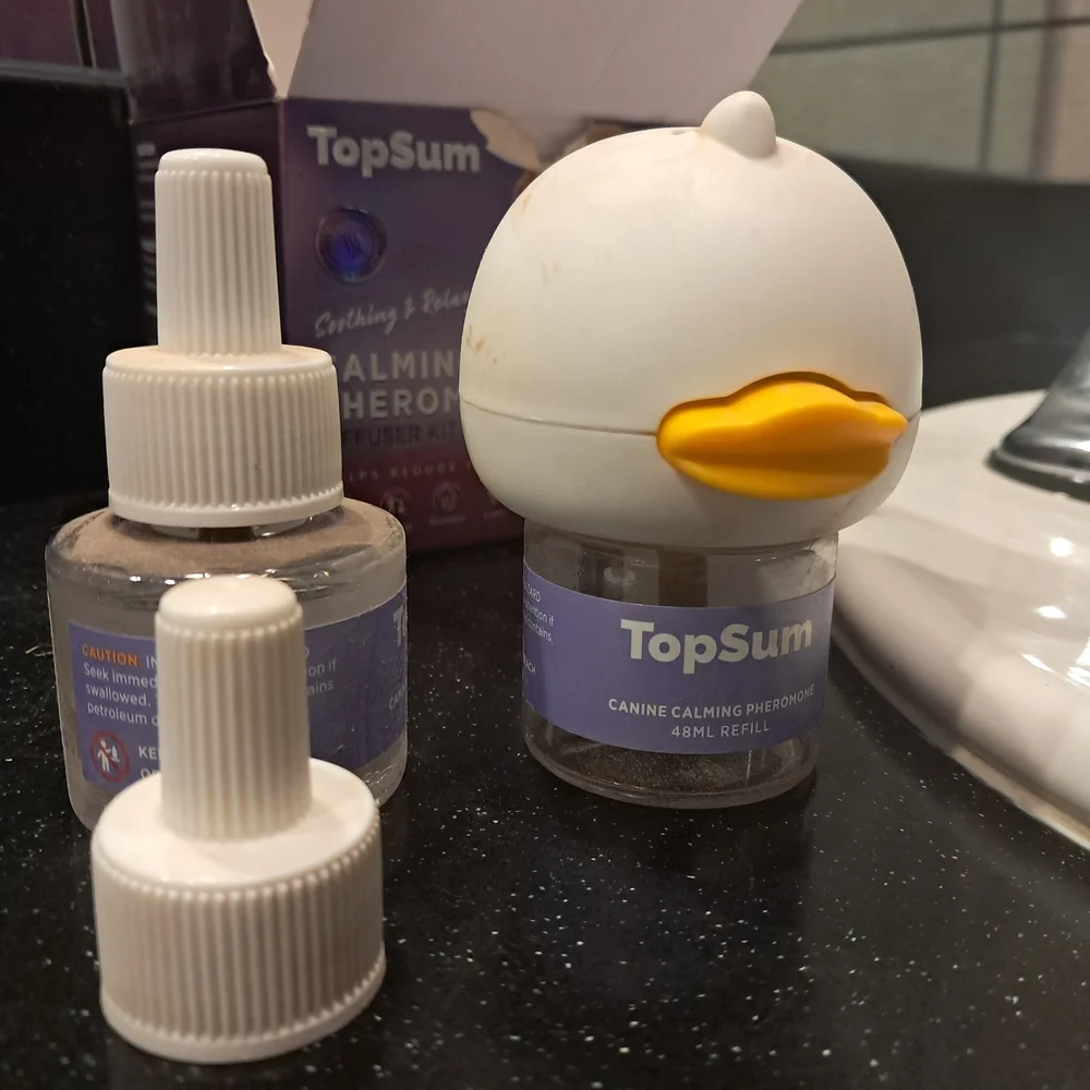 Dog Calming Pheromone Diffuser Kit -Yirr And Topsum.